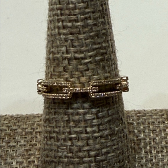 Wonderful 14k Yellow Gold Diamond Chain Link Ring - Picture 5 of 10